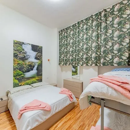 Apartamento Comfy Near Metro M3 - Wifi Milão